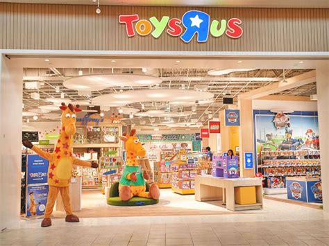 See more ideas about vintage mall, garden state plaza, paramus. Toys 'R' Us is back: Iconic retailer reopens in New Jersey ...