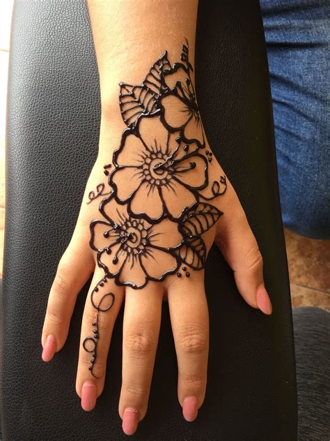 Henna Tattoo Hand Flower