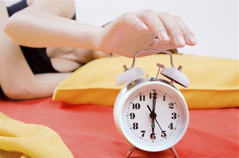 7 Ways To Train Yourself To Wake Up Early Bon Vita