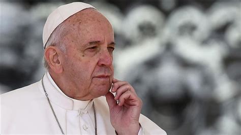 Jorge mario bergoglio inició su carrera en la iglesia a los 21 años tras recibirse como técnico químico. El 'palo' del Papa Francisco al 'pin parental' de Vox se ...