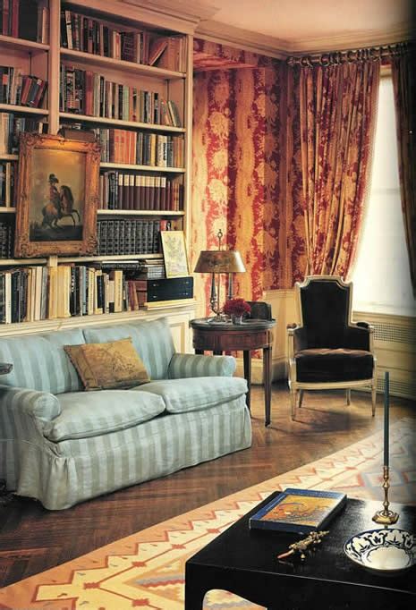 In a way, her home is what i would have expected. The living room of Jackie's New York apartment. | Jackie ...
