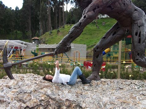 En realidad se trata de un sitio turístico. COLOMBIA POESÍA CANTA: CATEDRAL DE SAL DE ZIPAQUIRÁ
