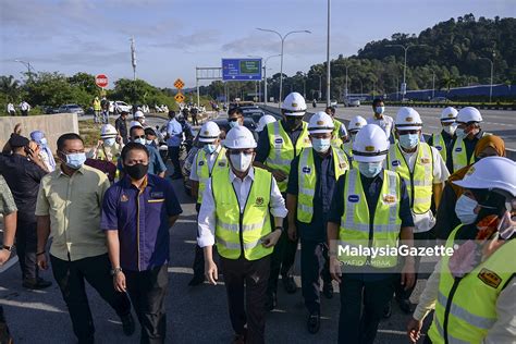 8 jalan pju 8/8a, bandar damansara perdana, 47820 petaling jaya, selangor darul ehsan. Fadillah Yusof Rasmi Projek Menaiktaraf Jalan MRR2