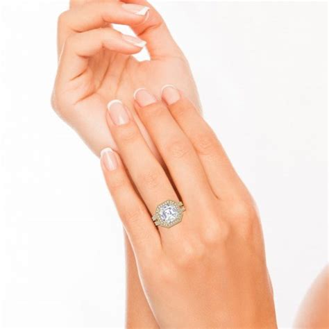 2 Carat Vs1 Clarity H Color Asscher Cut Diamond Engagement Ring Ara Diamond