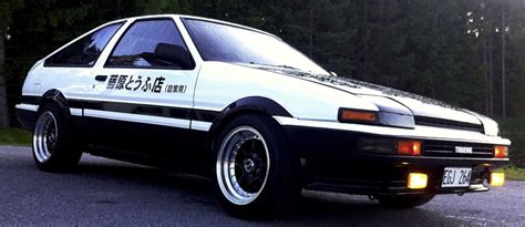 Toyota ae86 and initial d. Initial D - Toyota Corolla Trueno AE86 | legends | Pinterest