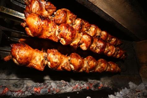 Peruanos Consumen Pollo A La Brasa En Promedio Dos Veces Al Mes