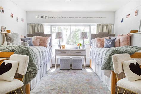 10 Dorm Room Decorating Ideas For A Personalized Home Away From Home Better Homes And Gardens