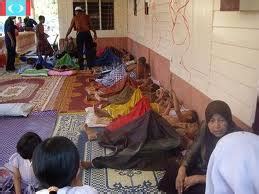 Ia dipercayai membantu lelaki menjaga kawasan itu bersih. kampung mela: Potong jangan tak potong.....