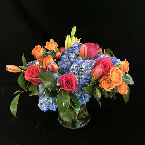 Little shop of flowers pittsburg ks. Bright Designers Choice in Westwood Hills, KS | The Little ...