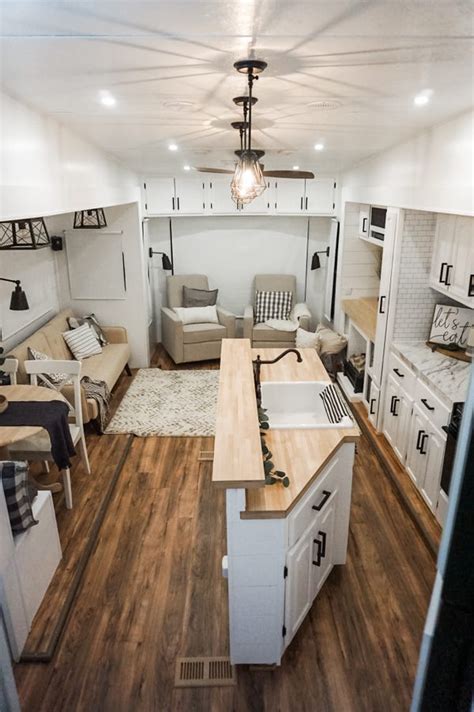 A Mother Daughter Team Transform Old Rvs Into Modern Tiny Houses Insider