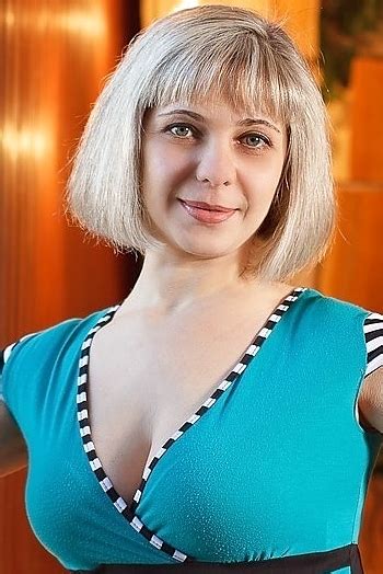 Ukrainian Single Elena Blue Eyes 46 Years Old Id331989