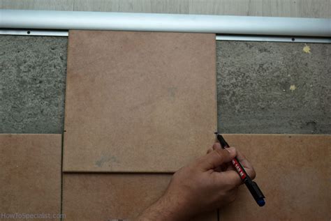 I had my laminate flooring installed to transition to ceramic tile and the tranistion pieces were glued down and. Transition from tile to laminate | HowToSpecialist - How ...