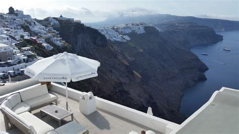 Your Guide To The Amazing Cliffside Hike In Santorini Dang Travelers
