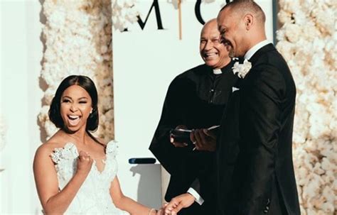 Minnie dlamini's cryptic tweet about an announcement has twitter guessing. Minnie Dlamini gives praise to 'amazing' hubby for support ...