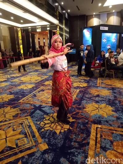 Hijabers Palembang Tampilkan Silat Tebung Di Audisi Sunsilk Hijab Hunt