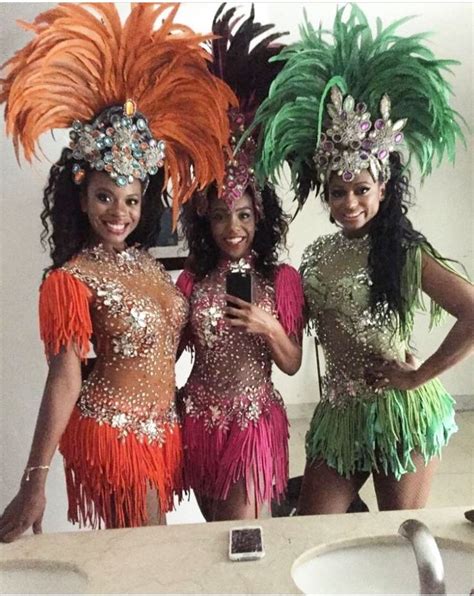 Caribbean Carnival Outfit Ideas Realistic Log Book Efecto