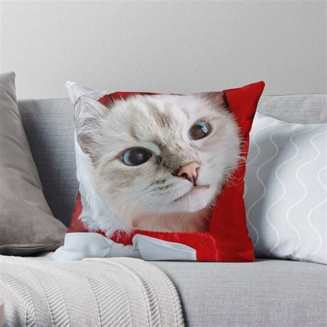 Christmas Kitty Throw Pillow By Fluffycat2020 Christmas Cats Throw