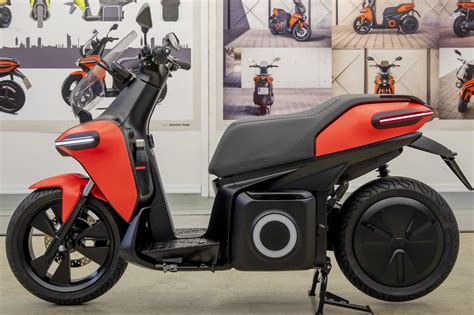 E Scooter La Primera Moto Eléctrica De Seat Por La Que Suspiran Seur