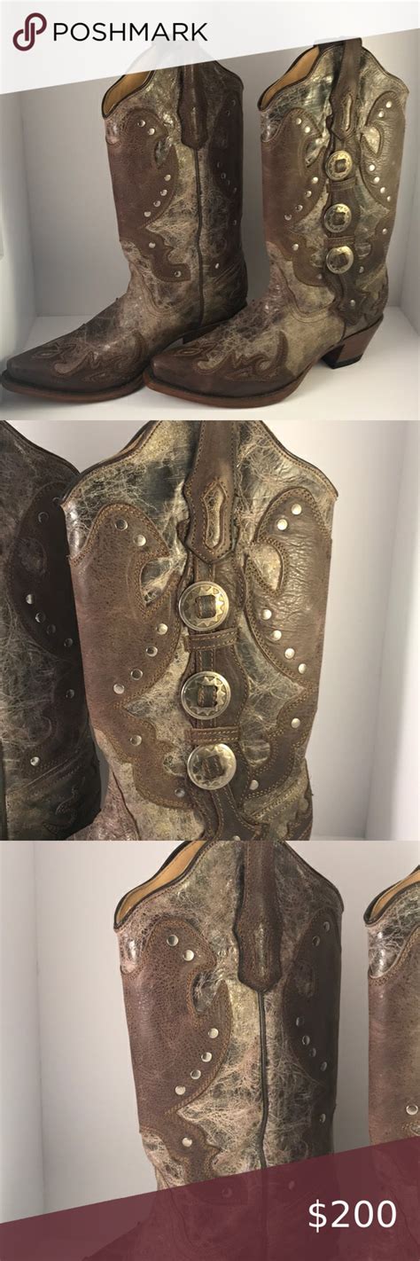 Maybe you would like to learn more about one of these? Corral Boots Cowboy Boots in 2020 | Corral boots, Cowboy ...