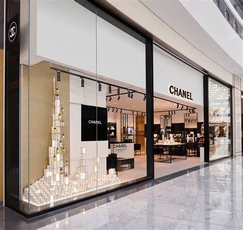 First Chanel Fragrance And Beauty Boutique Hits Dubai