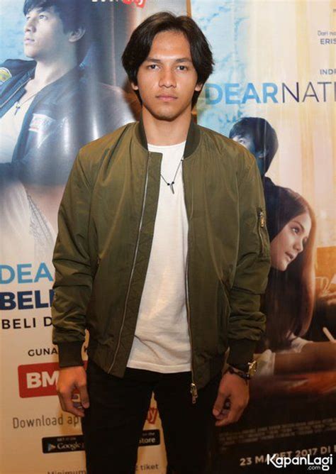 Ia tampil berani dengan mengenakan make up dan pakaian feminin. Galeri Foto Jefri Nichol, Foto Terbaru, Foto Populer - Kapanlagi.com di 2020 | Gaya pria ...