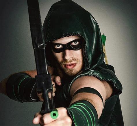 17 characters who never have to worry about getting pinched on st patrick s day green arrow