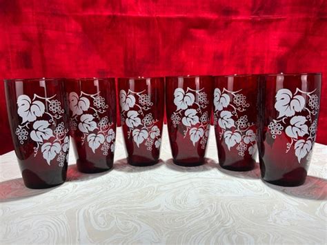 Set Of 6 Vintage Ruby Red Drinking Glasses White Grapes Leaves Etsy