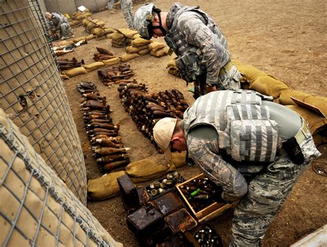 Airmen Iraqi Army Technicians Destroy Stockpile Of Munitions Air