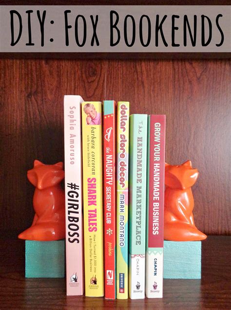 White and black paints, paintbrushes, wood saw, pieces but how do you make sure that you come up with something that is not out of place? DIY Fox Bookends