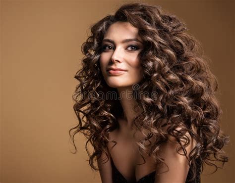 Curly Hair Model Woman Wavy Long Hairstyle Brunette Fashion Girl With