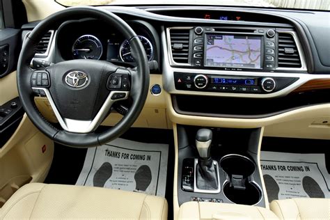 Used 2019 Toyota Highlander Hybrid Limited Platinum Awd For Sale