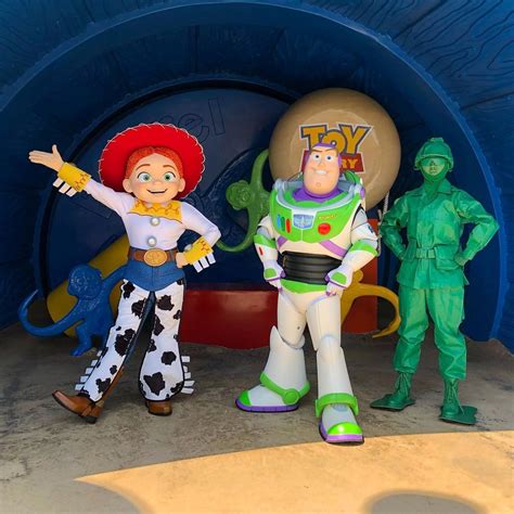 Photos New Buzz Lightyear And Jessie Character Costumes Make Global
