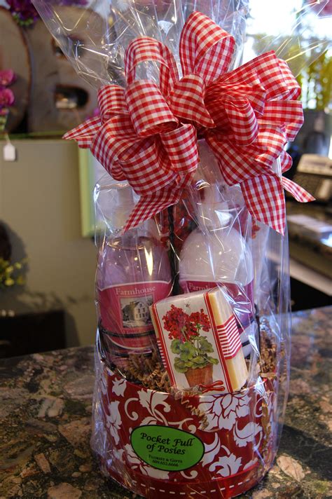 Unique gifts for drink and coffee lovers: Custom gift baskets available at Pocket Full of Posies ...