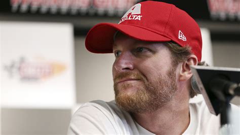 Nascar Star Dale Earnhardt Jr To Retire At End Of Season 6abc
