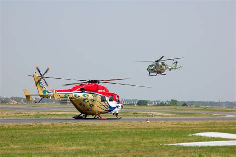 Indian Air Force With Dhruv Helicopter Pkuhnke Flickr