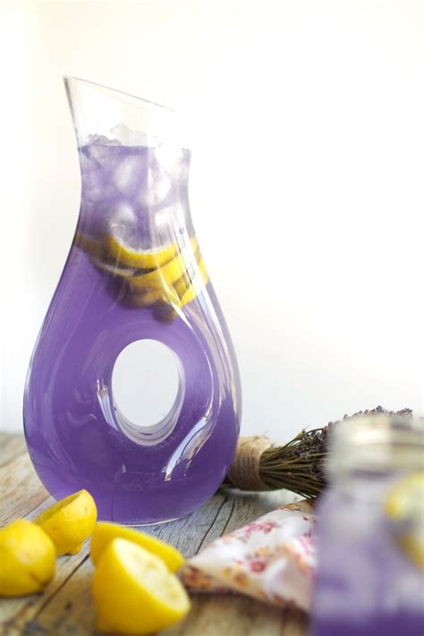 Sparkling Lavender Lemonade Recipe With Images Lavender Lemonade Lemonade Drinks