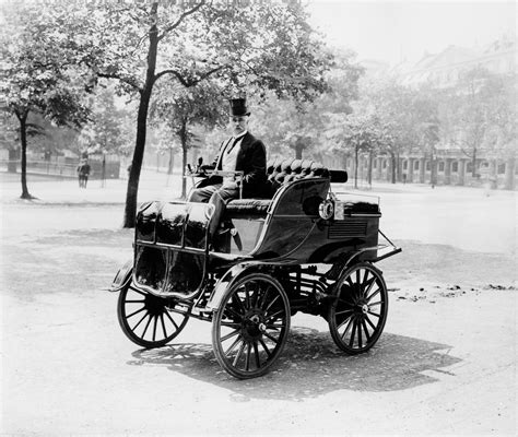 Amazing Photos Of The First Electric Cars From The 1890s Vintage Everyday