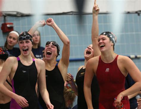 Photos Wiaa Division 1 State Girls Swimming And Diving Meet High