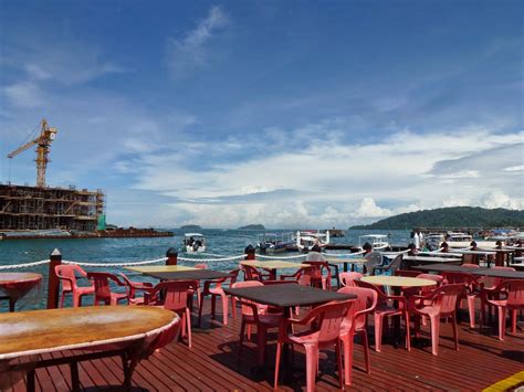 For tourists staying near central point k.k. Tertunailah Hasrat Di Hati: Jesselton Point Waterfront ...