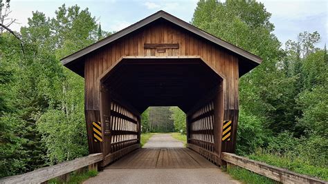8 Covered Bridges To Visit In Wisconsin From Cedarburg To Brodhead