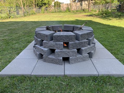 Build A Fire Pit With Landscape Blocks Organicled