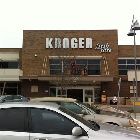 On what day is thanksgiving celebrated each year? Kroger - Supermarket in Dallas