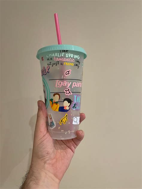 Heartstopper Inspiró El Vaso De Starbucks Para Bebidas Frías Y Etsy