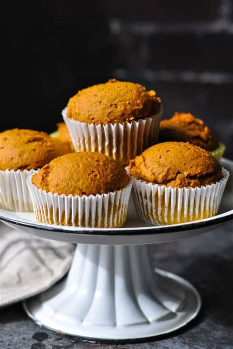 Two Ingredient Pumpkin Spice Muffins