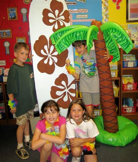 Tropical Luau Themed Classrooms Clutter Free Classroom