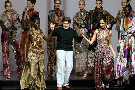 Sensual Obsessive Fashion Designer Emanuel Ungaro Dies Abs Cbn News