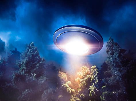 Слушать песни и музыку ufo онлайн. 'I have seen a UFO': Police reveal logs of sightings over ...