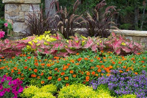 101 front yard landscaping ideas (photos). 21+ Summer Garden Designs, Decorating Ideas | Design ...
