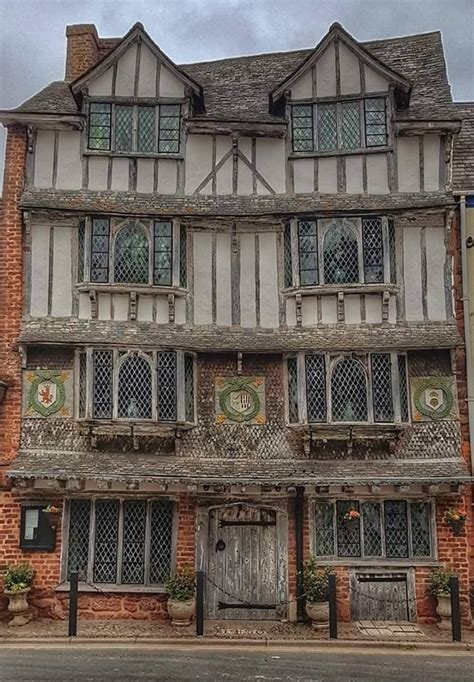 Beautiful Old Building Exeter British Architecture Architecture Old