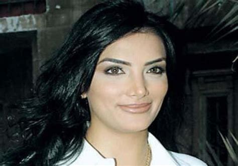 حورية فرغلي ممثلة مصرية من مواليد عام 1976. إطلاله حورية فرغلي بدون مكياج